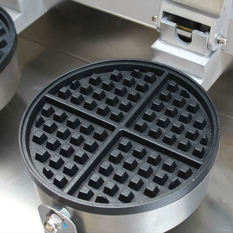 Single head round waffle baker